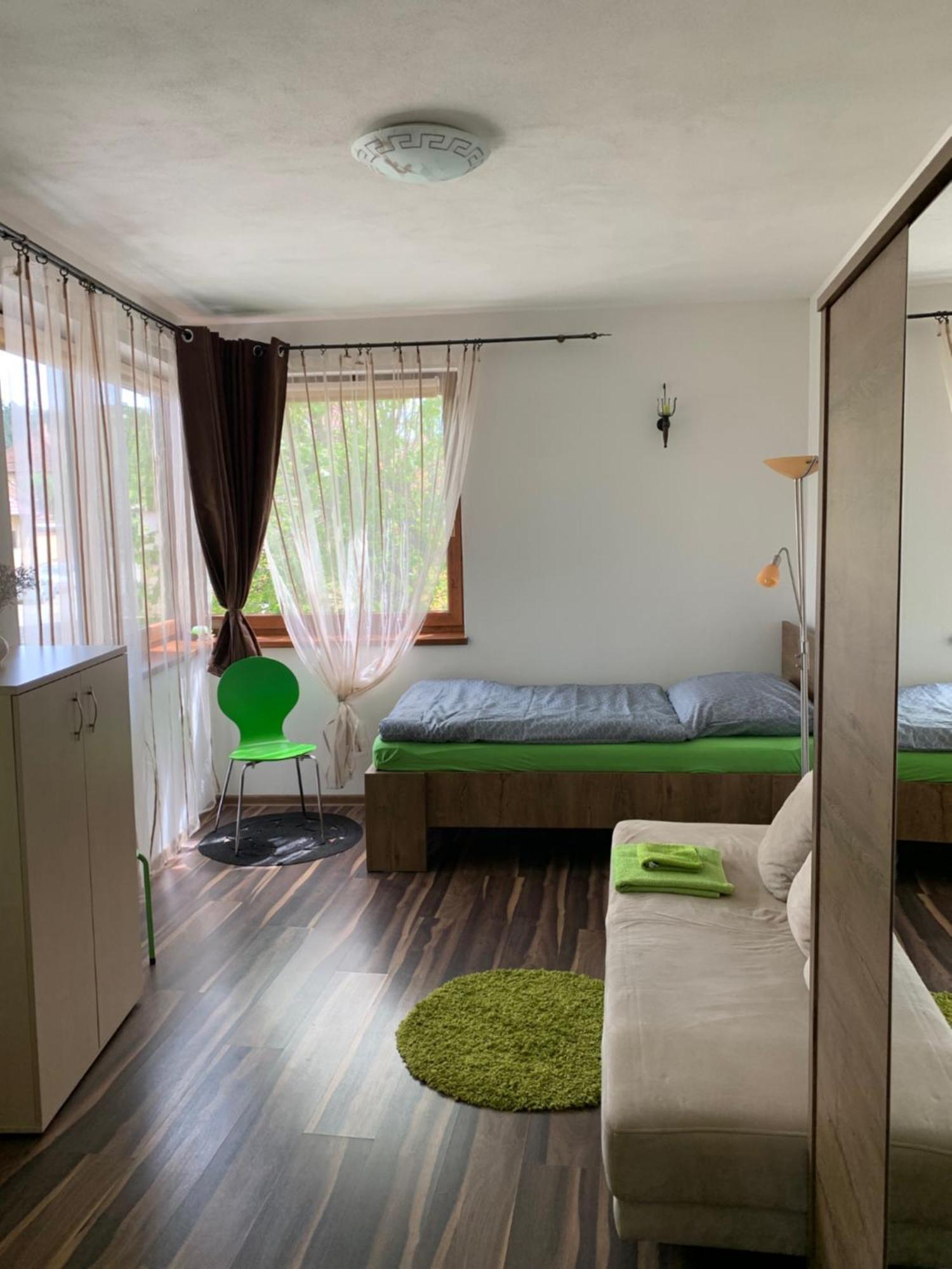 Apartman Emes S Terasou 케즈마라크 외부 사진